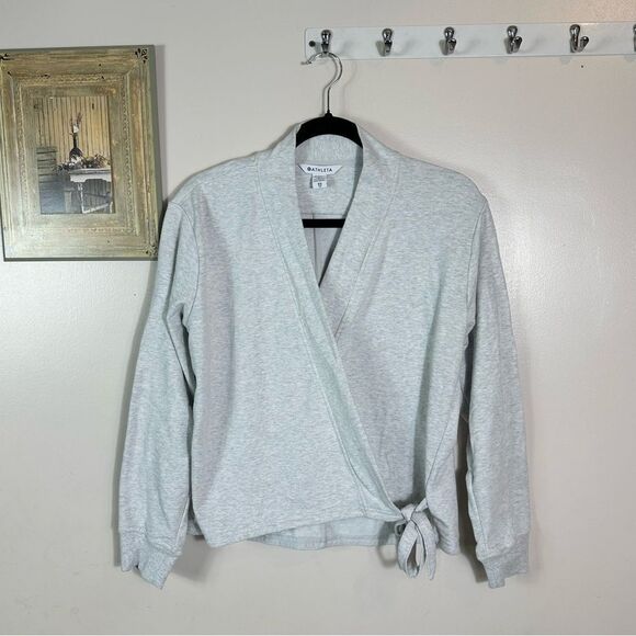 Athleta Gray V-Neck Sweater Soft Knit Casual - Picture 1 of 13